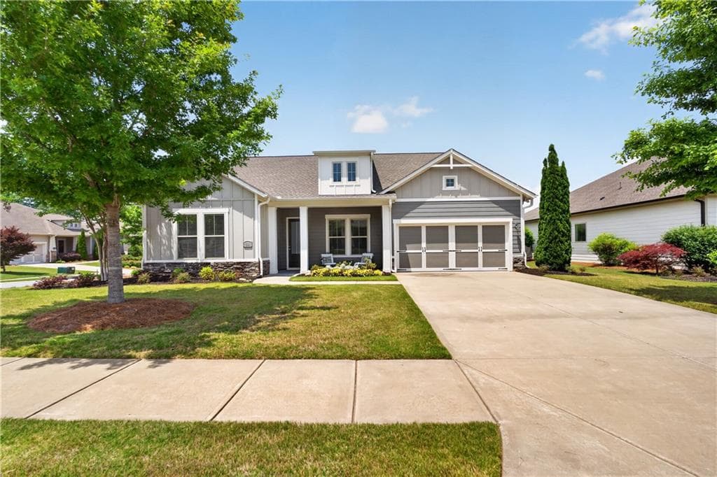 3 bedroom, 2 bathroom, 1,914 sq ft single family residence under contract at 301 Hazel Drive, Woodstock, GA 30189 — photo 3