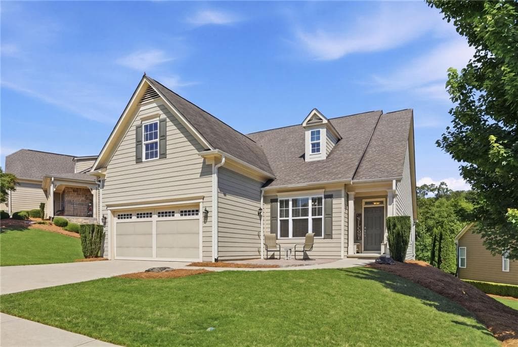 4 bedroom, 3 bathroom, 3,704 sq ft single family residence for sale at 3635 Blue Cypress Cove, Gainesville, GA 30504 — photo 2