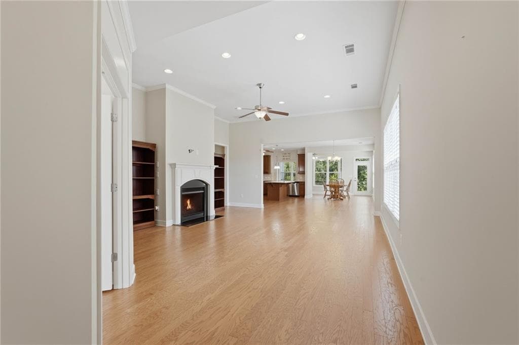 4 bedroom, 3 bathroom, 3,704 sq ft single family residence for sale at 3635 Blue Cypress Cove, Gainesville, GA 30504 — photo 5