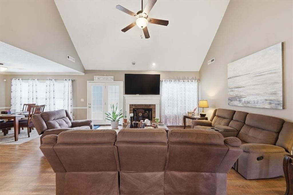 4 bedroom, 2 bathroom, 2,210 sq ft single family residence under contract at 84 PEBBLE CREEK Drive, Newnan, GA 30265 — photo 8