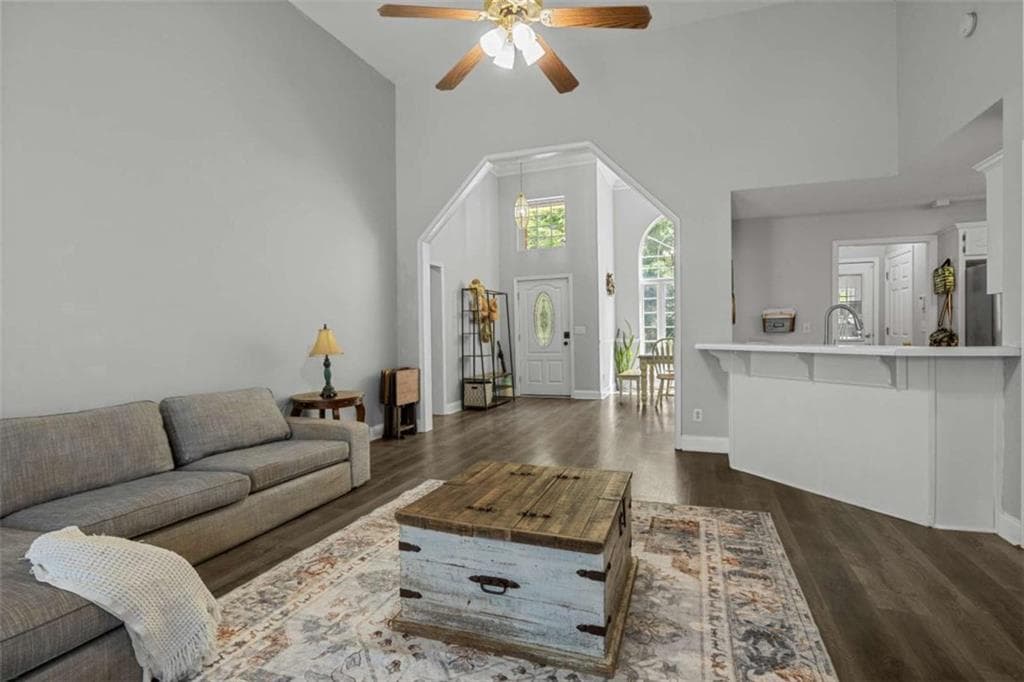 5 bedroom, 3 bathroom, 3,449 sq ft single family residence for sale at 45 The Trail, Lindale, GA 30147 — photo 7