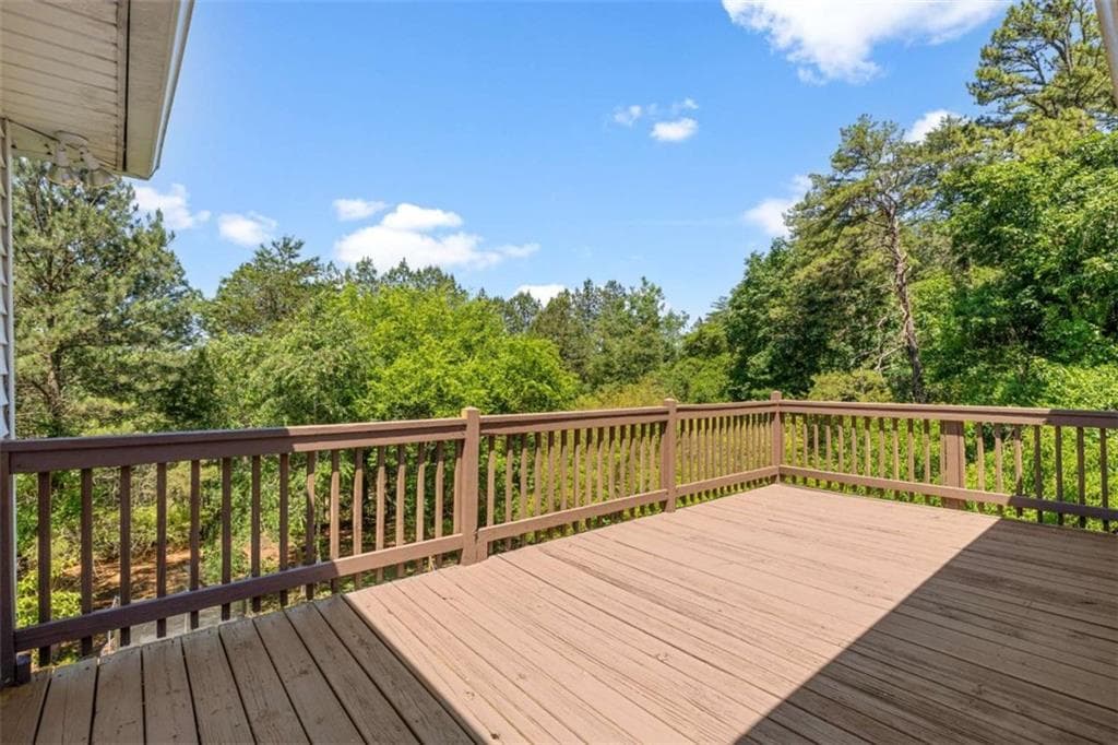 5 bedroom, 3 bathroom, 3,449 sq ft single family residence for sale at 45 The Trail, Lindale, GA 30147 — photo 8