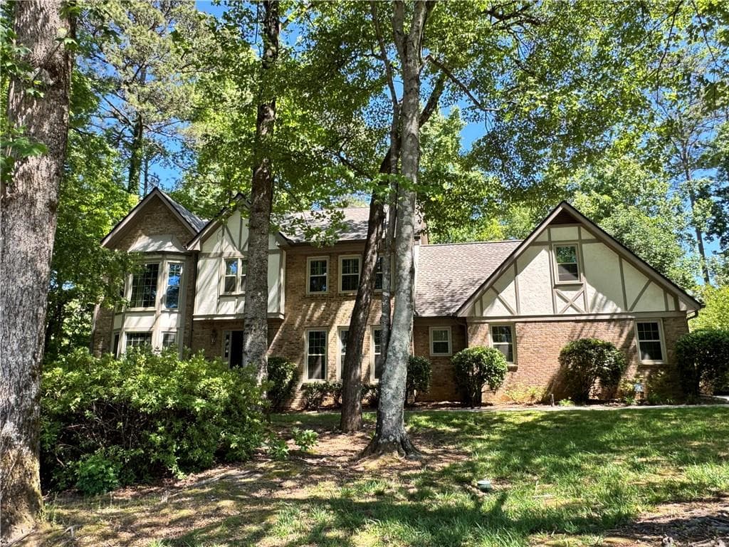 4 bedroom, 3 bathroom, 2,702 sq ft single family residence sold at 3807 Avera Lane, Peachtree Corners, GA 30092