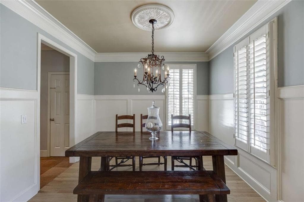 5 bedroom, 4 bathroom, 3,377 sq ft single family residence for sale at 7310 Hedgewood Way, Hoschton, GA 30548 — photo 8