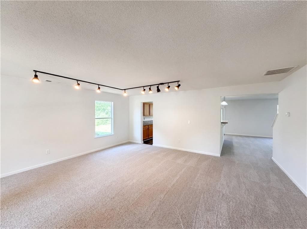 6 bedroom, 4 bathroom, 3,478 sq ft single family residence for sale at 2017 Sweet Bay Drive, Villa Rica, GA 30180 — photo 8