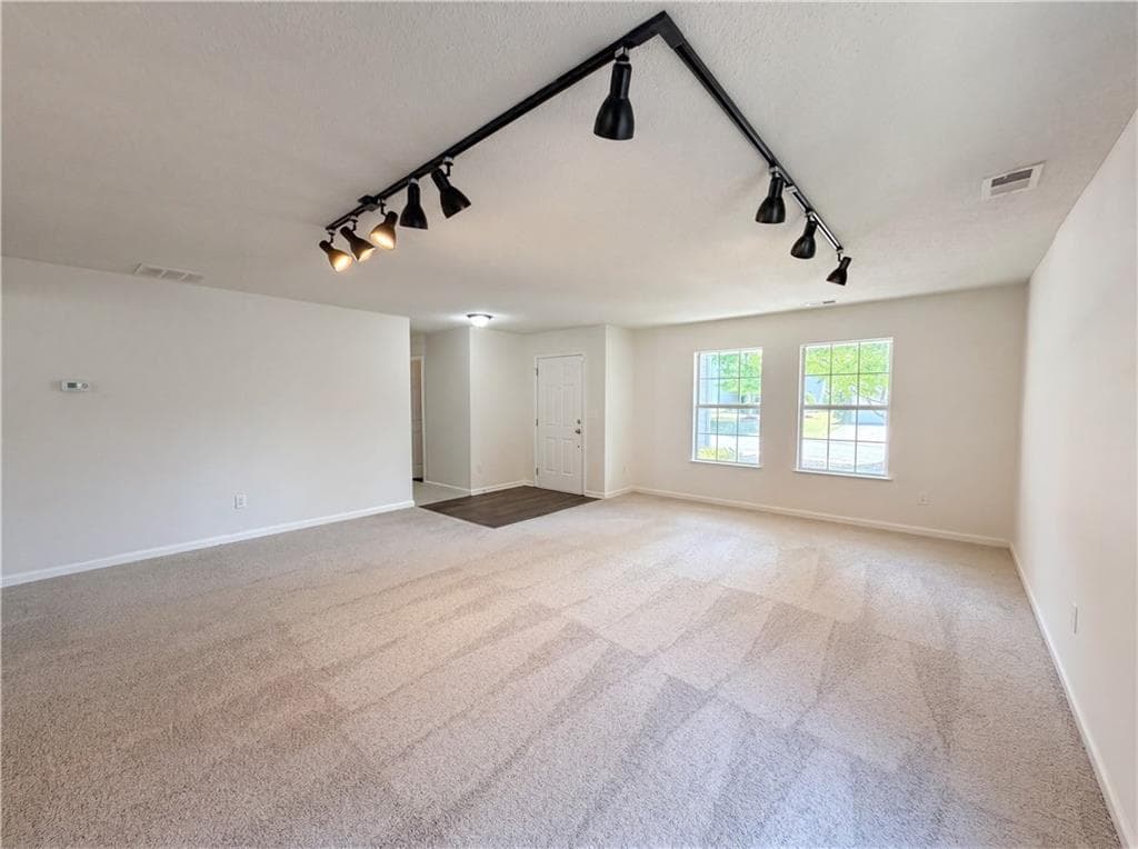6 bedroom, 4 bathroom, 3,478 sq ft single family residence for sale at 2017 Sweet Bay Drive, Villa Rica, GA 30180 — photo 10