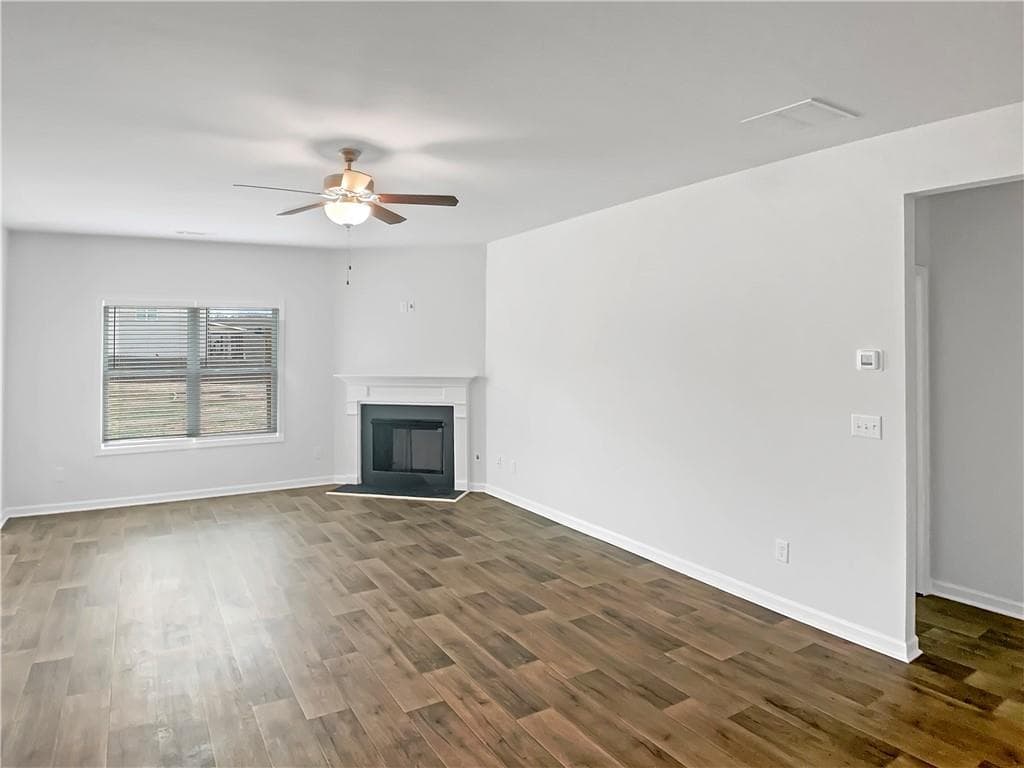 4 bedroom, 3 bathroom, 2,693 sq ft single family residence for sale at 16 Fox Drive, Winder, GA 30680 — photo 6