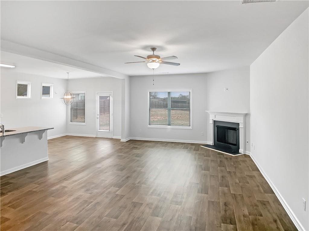 4 bedroom, 3 bathroom, 2,693 sq ft single family residence for sale at 16 Fox Drive, Winder, GA 30680 — photo 7