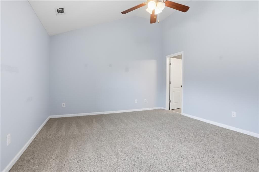 3 bedroom, 3 bathroom, 2,244 sq ft single family residence under contract at 9518 Rushmore Circle, Braselton, GA 30517 — photo 4