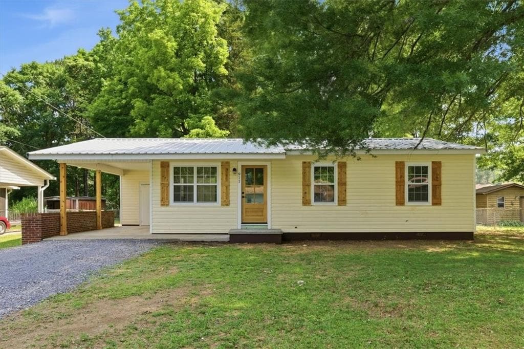 911 Bomar Street, La Fayette, GA 30728 — most recent listing photo