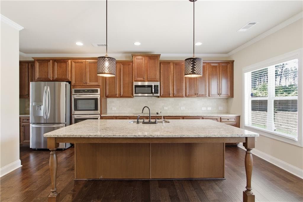 4 bedroom, 4 bathroom, 3,241 sq ft single family residence for sale at 30 Timber Drive, Forsyth, GA 31029 — photo 2