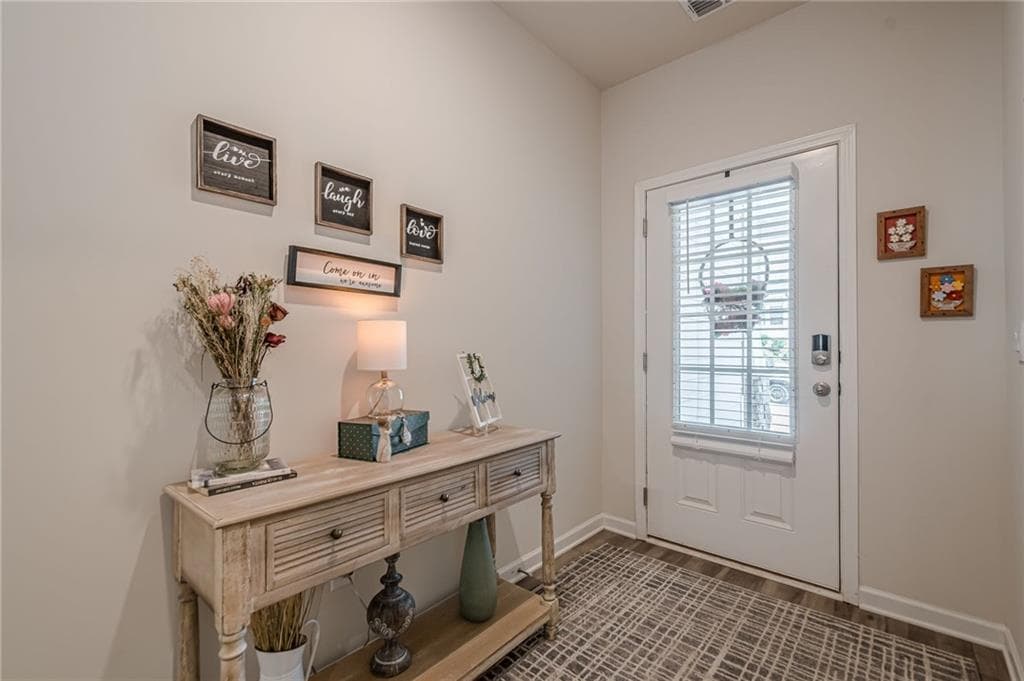 3 bedroom, 2 bathroom, 1,852 sq ft single family residence for sale at 422 Murphy Avenue, Canton, GA 30114 — photo 10