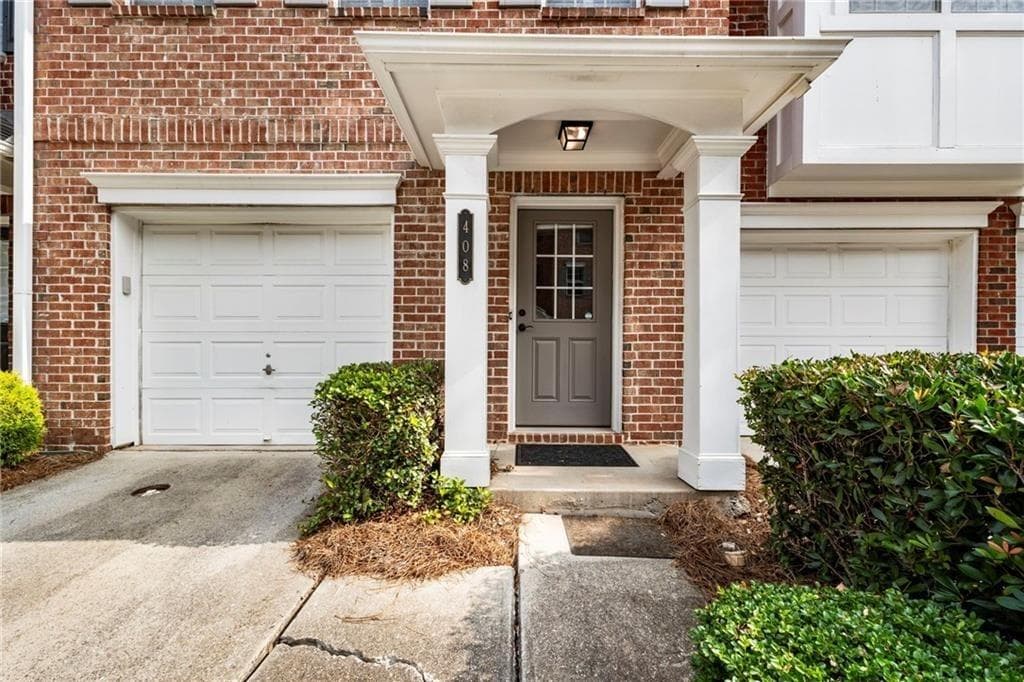 4 bedroom, 3 bathroom, 1,780 sq ft townhouse for sale at 408 Heritage Park Trace, Kennesaw, GA 30144 — photo 2