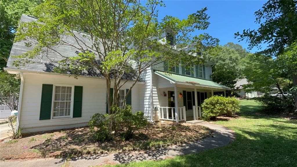 4 bedroom, 2 bathroom, 1,638 sq ft single family residence sold at 207 Garret Ridge, Peachtree City, GA 30269