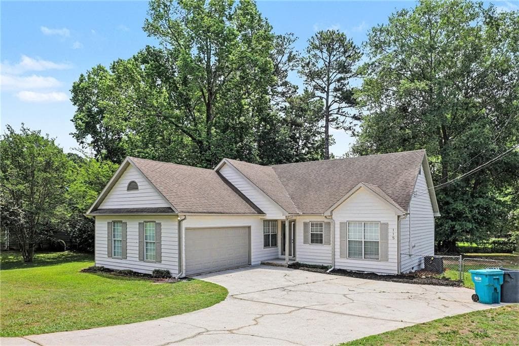 3 bedroom, 2 bathroom, 1,296 sq ft single family residence sold at 115 June Court, Hampton, GA 30228
