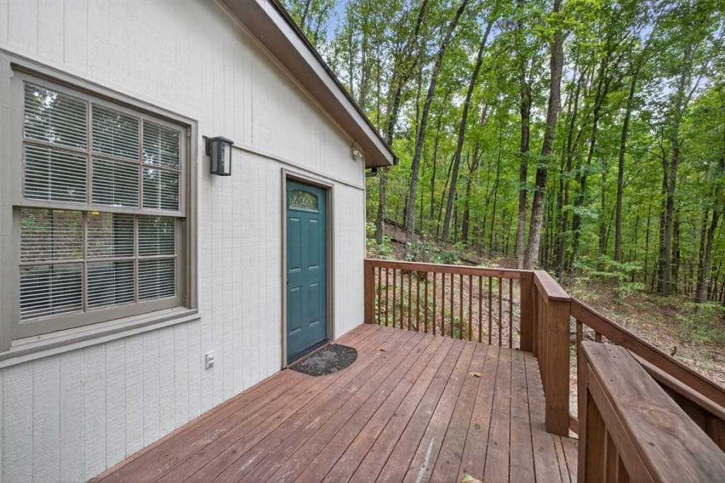 3 bedroom, 2 bathroom, 1,400 sq ft single family residence under contract at 256 Robin Hood Lane, Fairmount, GA 30139 — photo 6