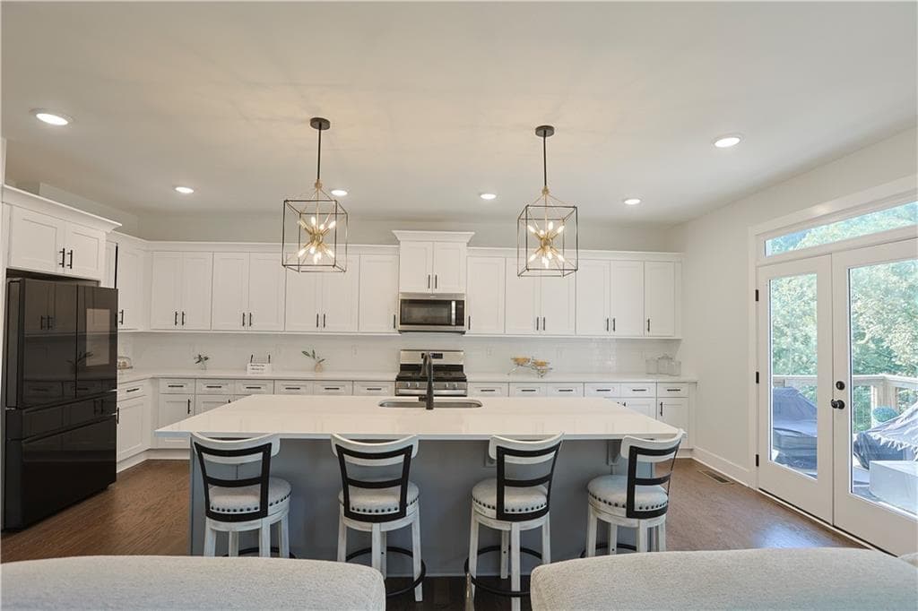 4 bedroom, 3 bathroom, 3,136 sq ft single family residence for sale at 119 Dazzling Court, Dallas, GA 30132 — photo 6