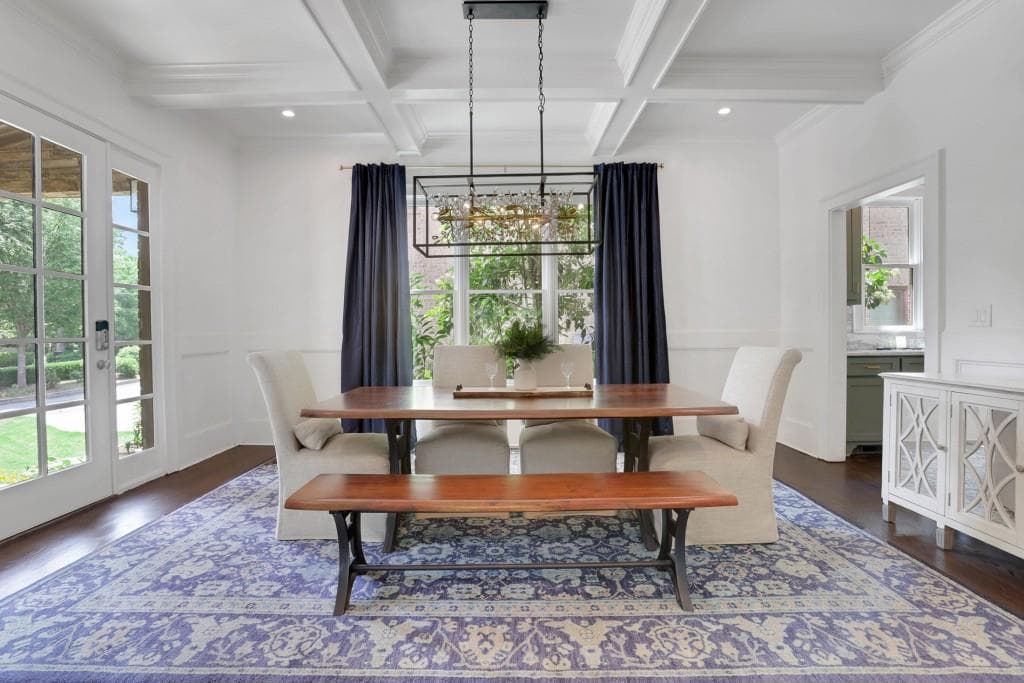 5 bedroom, 6 bathroom, 6,286 sq ft single family residence for sale at 3834 Chamblee Dunwoody Road, Atlanta, GA 30341 — photo 7