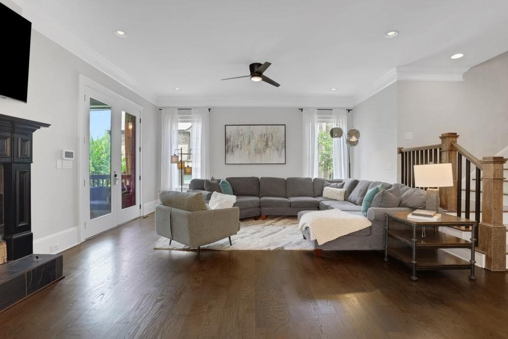 5 bedroom, 6 bathroom, 6,286 sq ft single family residence for sale at 3834 Chamblee Dunwoody Road, Atlanta, GA 30341 — photo 10