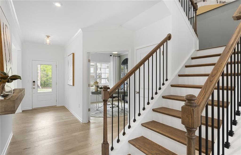 5 bedroom, 5 bathroom, 3,309 sq ft single family residence under contract at 5268 Mulberry Pass Court, Hoschton, GA 30548 — photo 3