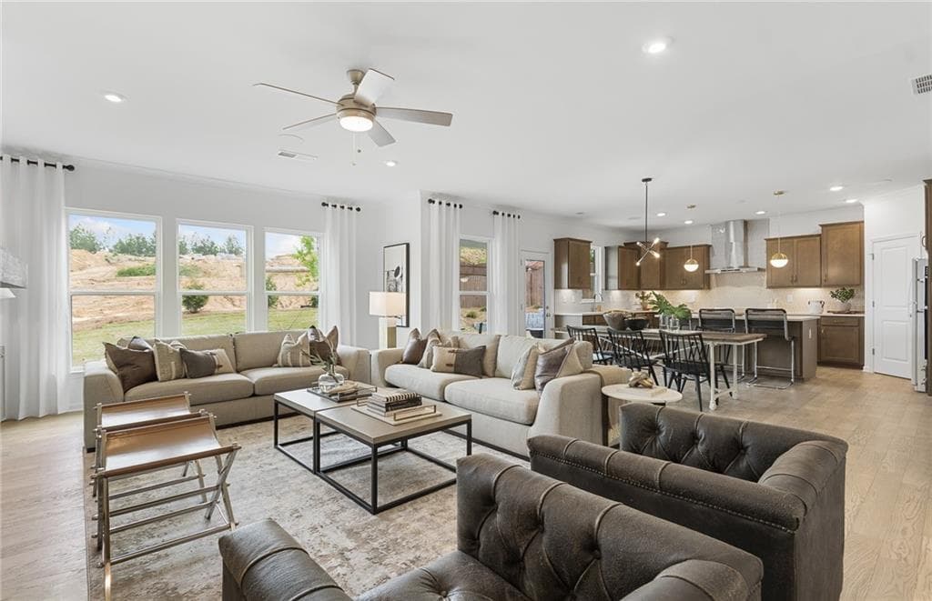 5 bedroom, 5 bathroom, 3,309 sq ft single family residence under contract at 5268 Mulberry Pass Court, Hoschton, GA 30548 — photo 8