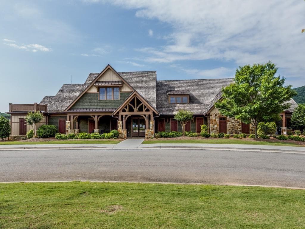 1 bedroom, 1 bathroom, 687 sq ft condominium for sale at 1101 Fairway Oaks Road 1101, Waleska, GA 30183 — photo 8