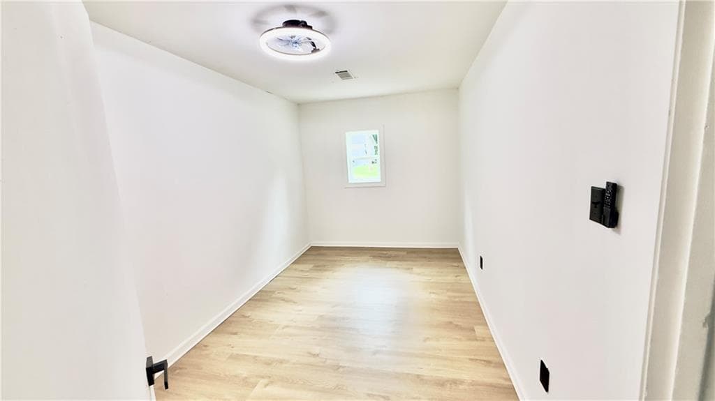 3 bedroom, 2 bathroom, 1,408 sq ft single family residence for sale at 2070 Mallard Way, Lithonia, GA 30058 — photo 10