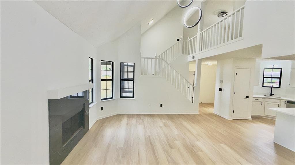 3 bedroom, 2 bathroom, 1,408 sq ft single family residence for sale at 2070 Mallard Way, Lithonia, GA 30058 — photo 5