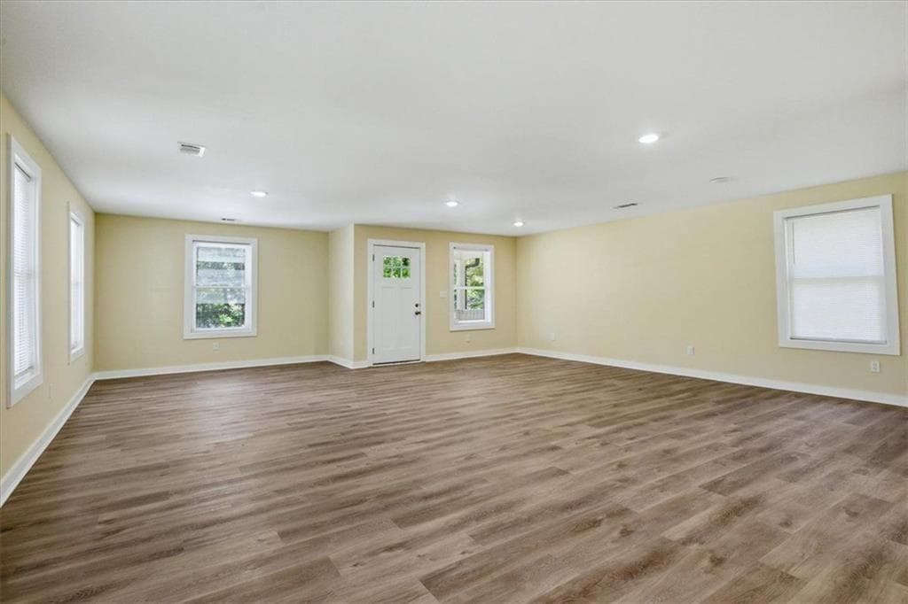 3 bedroom, 4 bathroom, 1,800 sq ft single family residence for sale at 131 Holly Road, Atlanta, GA 30314 — photo 6