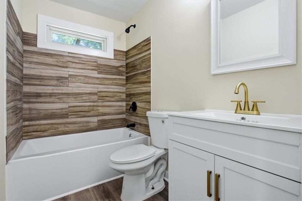 3 bedroom, 4 bathroom, 1,800 sq ft single family residence for sale at 131 Holly Road, Atlanta, GA 30314 — photo 7