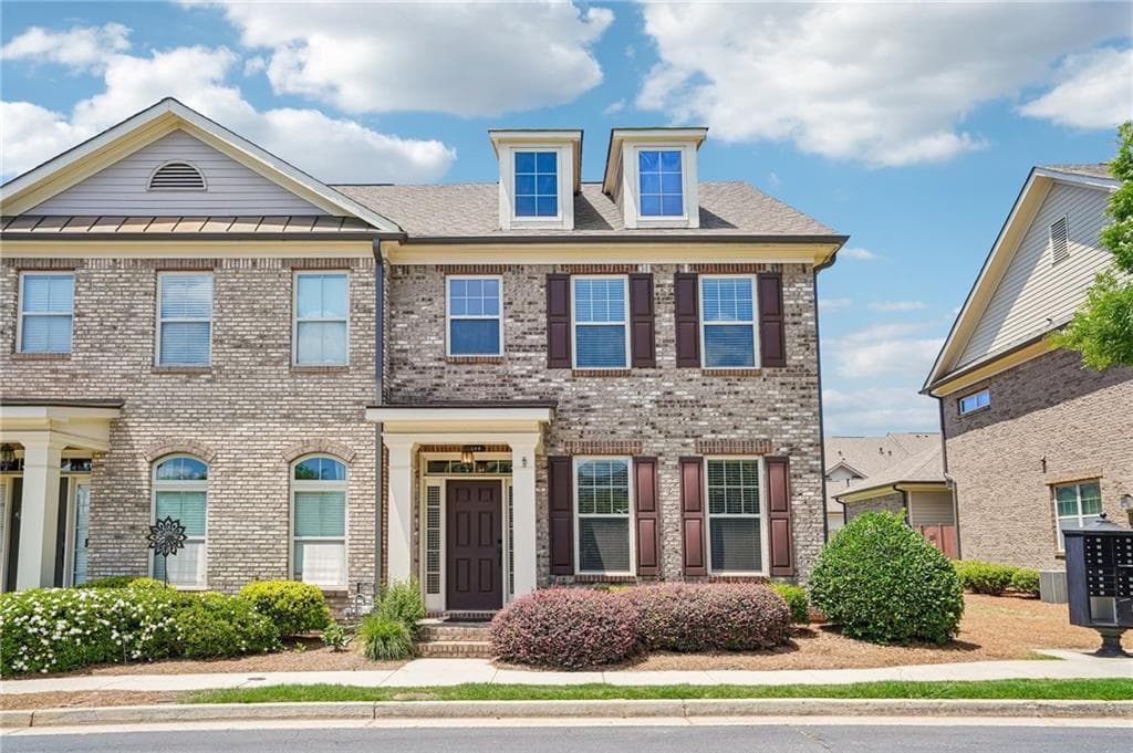 3 bedroom, 3 bathroom, 1,867 sq ft townhouse for sale at 4199 Baverton Drive, Suwanee, GA 30024
