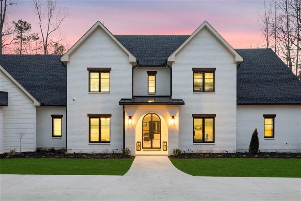 5 bedroom, 8 bathroom, 7,446 sq ft single family residence for rent at 2309 Dinsmore Road, Alpharetta, GA 30004 for $11,000 a month — photo 3