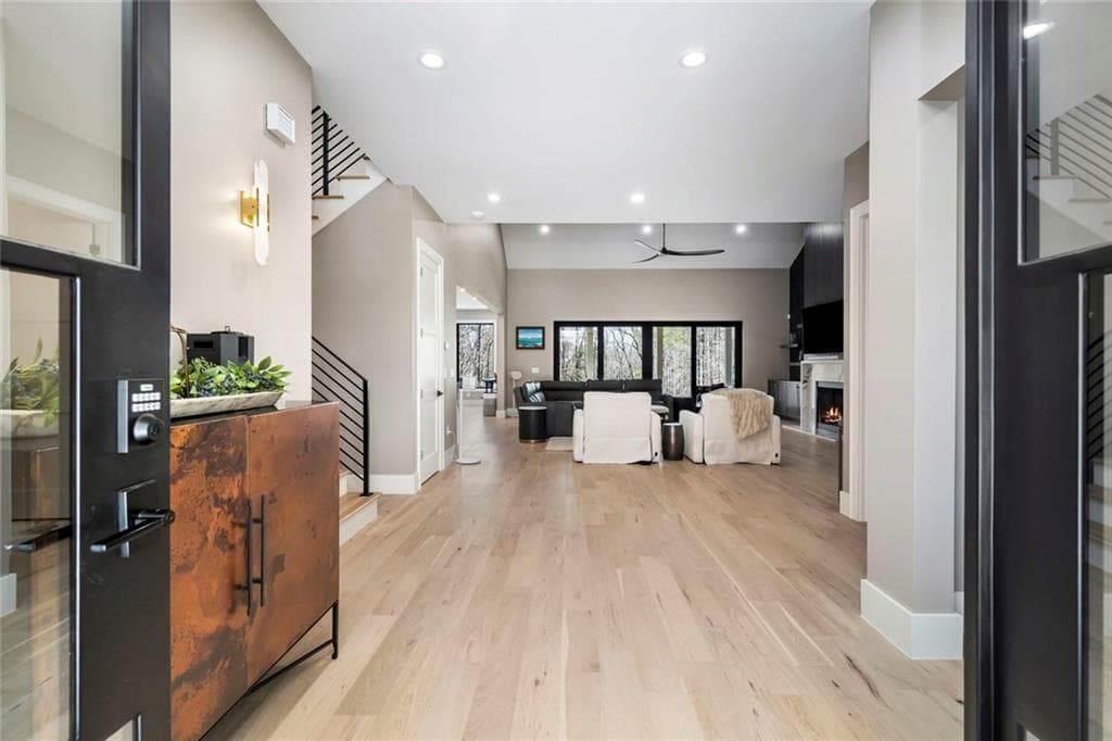 5 bedroom, 8 bathroom, 7,446 sq ft single family residence for rent at 2309 Dinsmore Road, Alpharetta, GA 30004 for $11,000 a month — photo 10