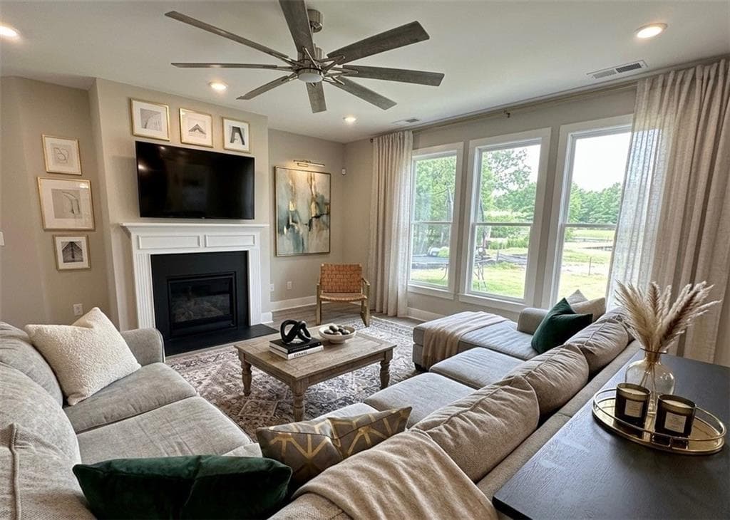 5 bedroom, 5 bathroom, 3,700 sq ft single family residence for sale at 434 Manchester Lane, Villa Rica, GA 30180 — photo 2