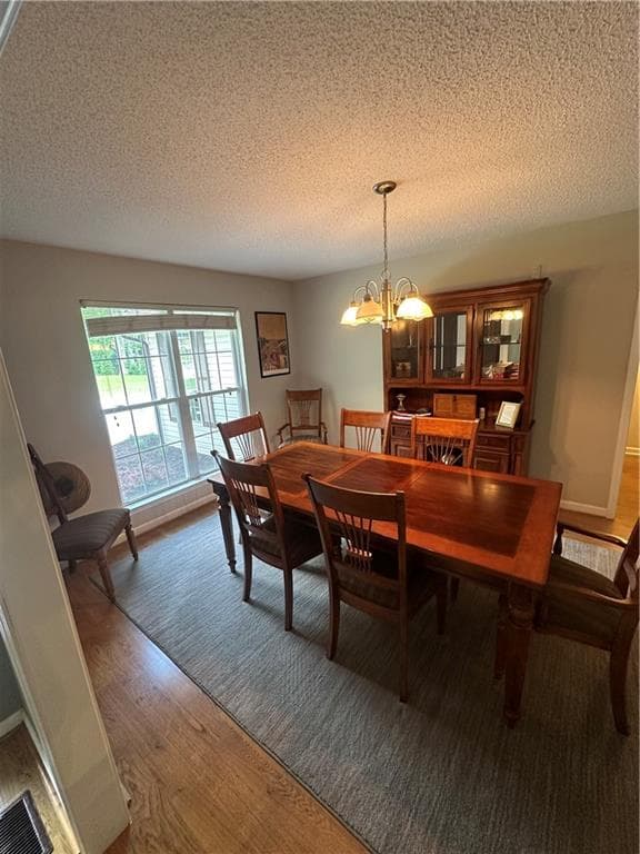 4 bedroom, 3 bathroom, 2,260 sq ft single family residence for sale at 200 Heard Road, Canton, GA 30114 — photo 9