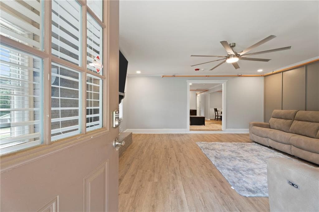 6 bedroom, 4 bathroom, 3,292 sq ft single family residence for sale at 6684 Birch Road, Winston, GA 30187 — photo 6