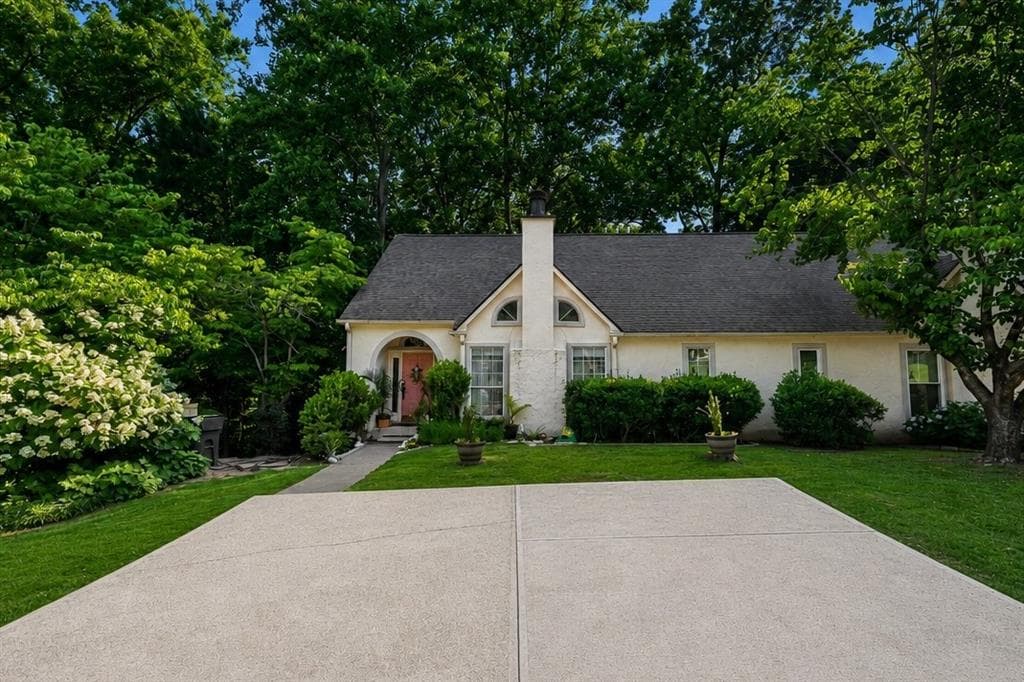 4135 Lake Mist Drive, Kennesaw, GA 30144 — most recent listing photo