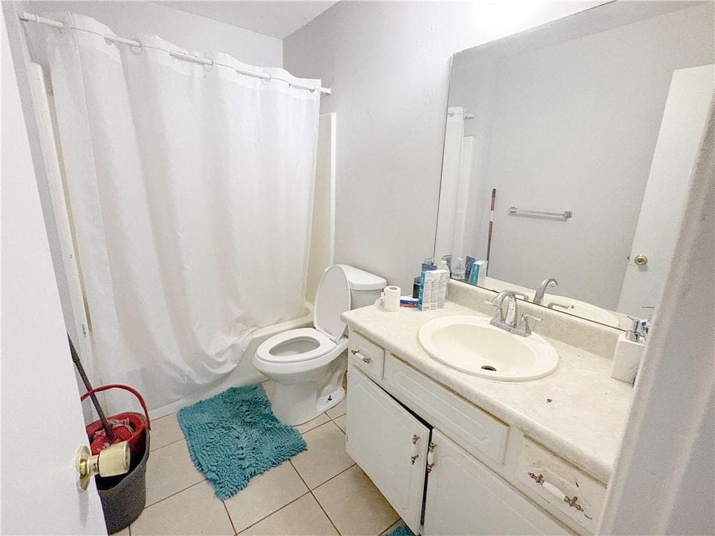 3 bedroom, 3 bathroom, 1,313 sq ft townhouse for sale at 660 Browning Lane, Conyers, GA 30013 — photo 9