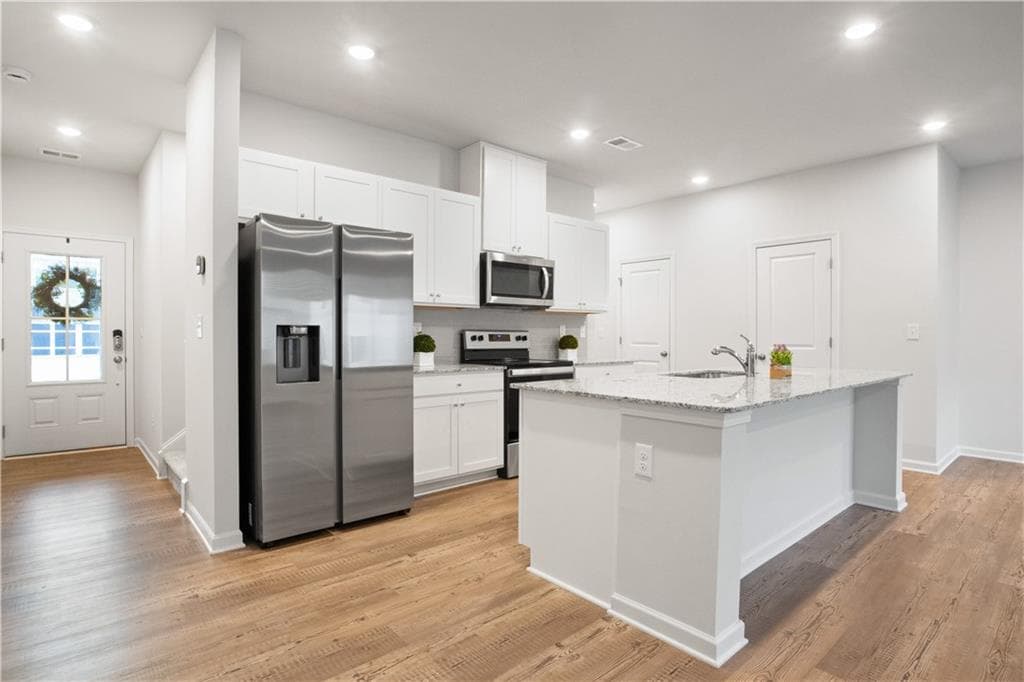 3 bedroom, 3 bathroom, 1,855 sq ft townhouse for rent at 5332 Melbourne Lane, Flowery Branch, GA 30542 for $2,050 a month — photo 3