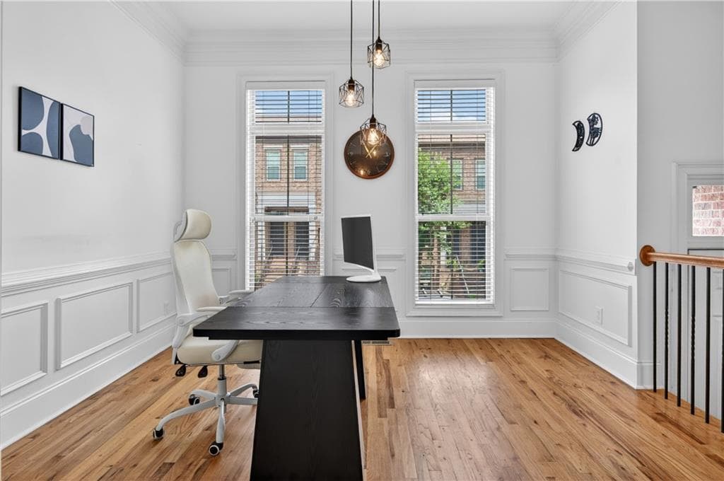 3 bedroom, 4 bathroom, 2,331 sq ft townhouse for sale at 2492 Crescent Park Court 16, Atlanta, GA 30339 — photo 6