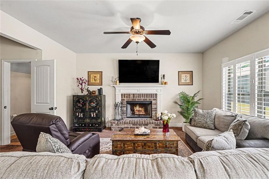 3 bedroom, 3 bathroom, 1,748 sq ft single family residence for sale at 108 Truman Court, Jackson, GA 30233 — photo 5