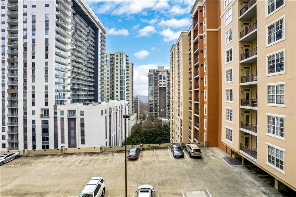 1 bedroom, 2 bathroom, 1,013 sq ft condominium sold at 1101 Juniper Street 618, Atlanta, GA 30309