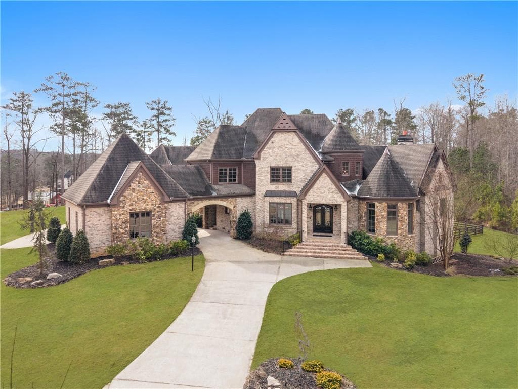 6 bedroom, 8 bathroom, 9,755 sq ft single family residence for sale at 14560 Wood Road, Milton, GA 30004 — photo 2