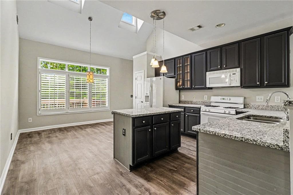 3 bedroom, 3 bathroom, 1,842 sq ft single family residence for sale at 2685 Mariner Way, Villa Rica, GA 30180 — photo 9