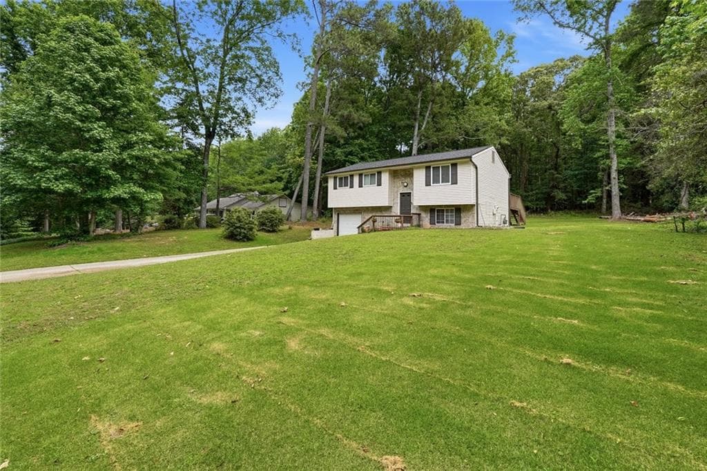 4 bedroom, 2 bathroom, 1,499 sq ft single family residence for sale at 3775 Somerset Drive, Marietta, GA 30064 — photo 3