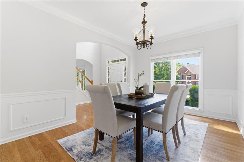 5 bedroom, 3 bathroom, 3,909 sq ft single family residence under contract at 8470 River Walk Landing, Johns Creek, GA 30024 — photo 4