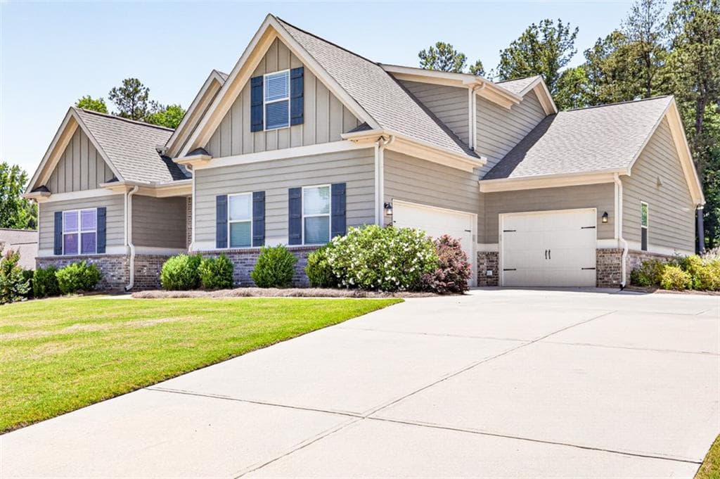 6 bedroom, 5 bathroom, 5,159 sq ft single family residence for sale at 1171 Sterling Lake Drive, Jefferson, GA 30549 — photo 6