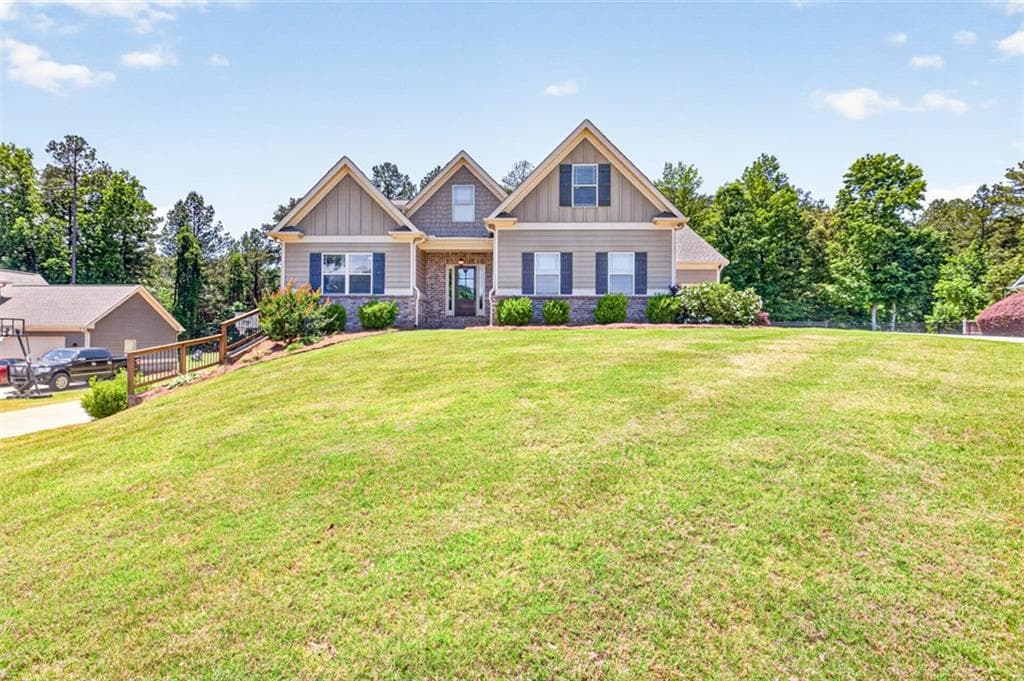 6 bedroom, 5 bathroom, 5,159 sq ft single family residence for sale at 1171 Sterling Lake Drive, Jefferson, GA 30549 — photo 7