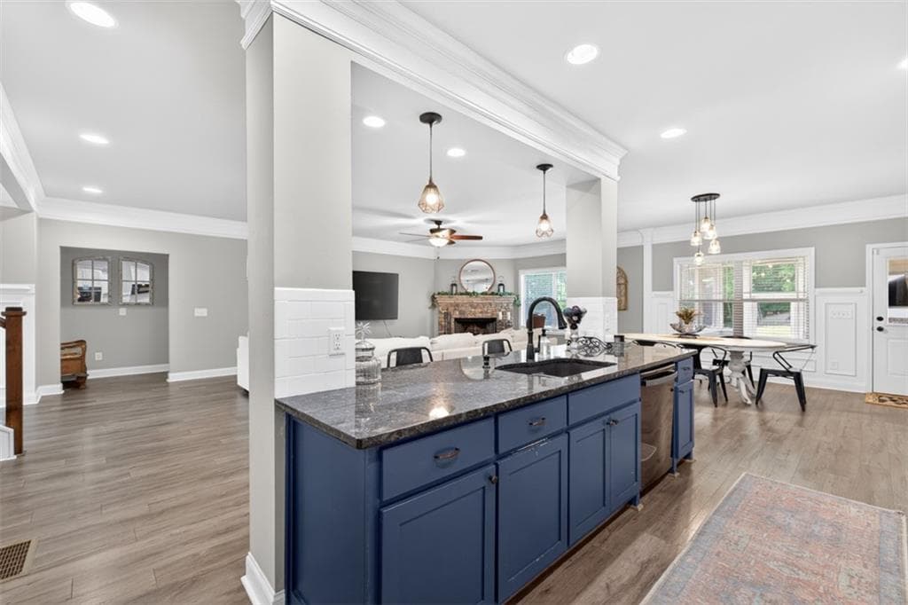 6 bedroom, 5 bathroom, 5,159 sq ft single family residence for sale at 1171 Sterling Lake Drive, Jefferson, GA 30549 — photo 10