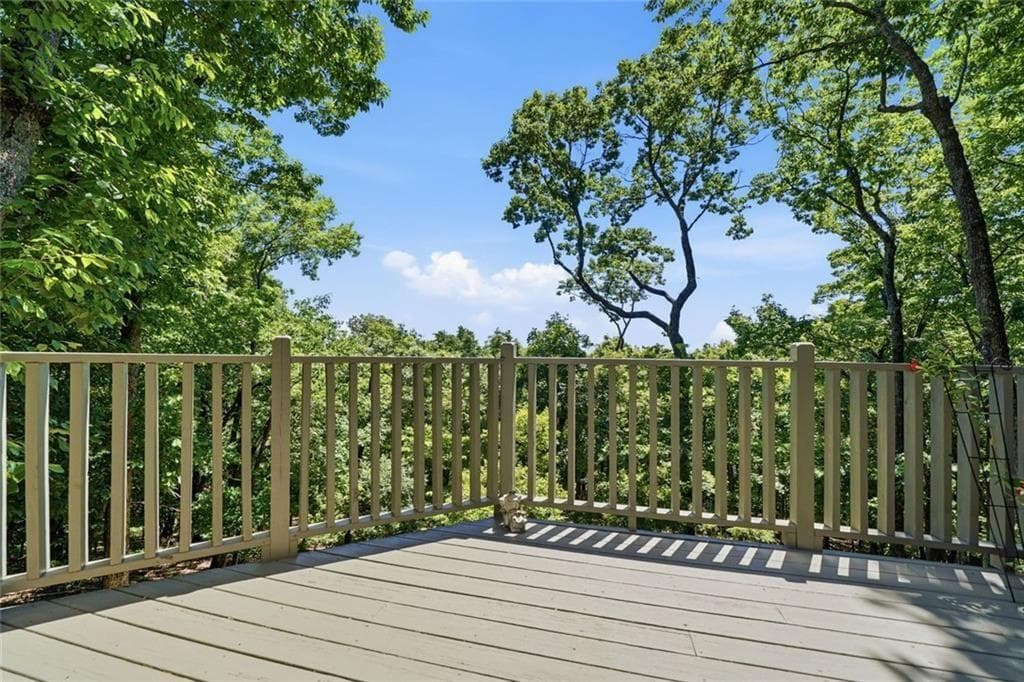 3 bedroom, 3 bathroom, 3,163 sq ft single family residence under contract at 251 Panorama Point, Jasper, GA 30143 — photo 5